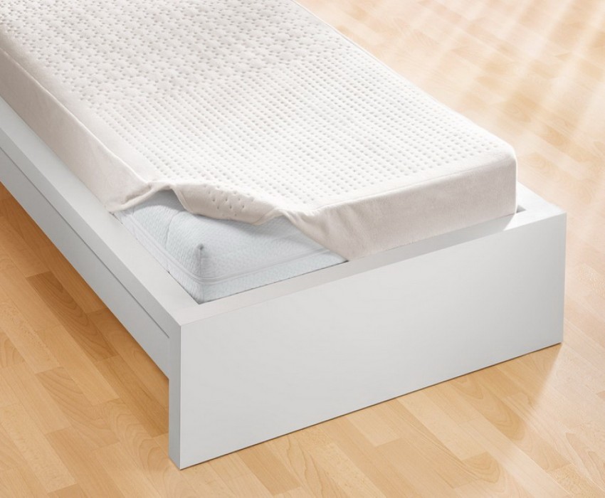 Anti-Mite Bed